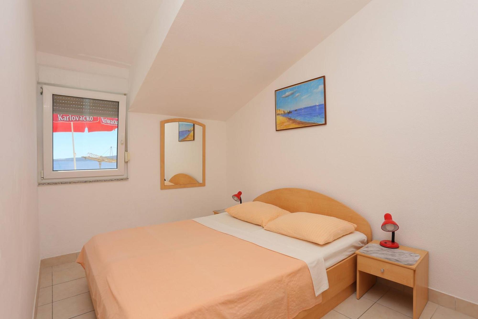 Family Friendly Apartments With A Swimming Pool Businci, Ciovo - 11232 Trogir Exterior foto